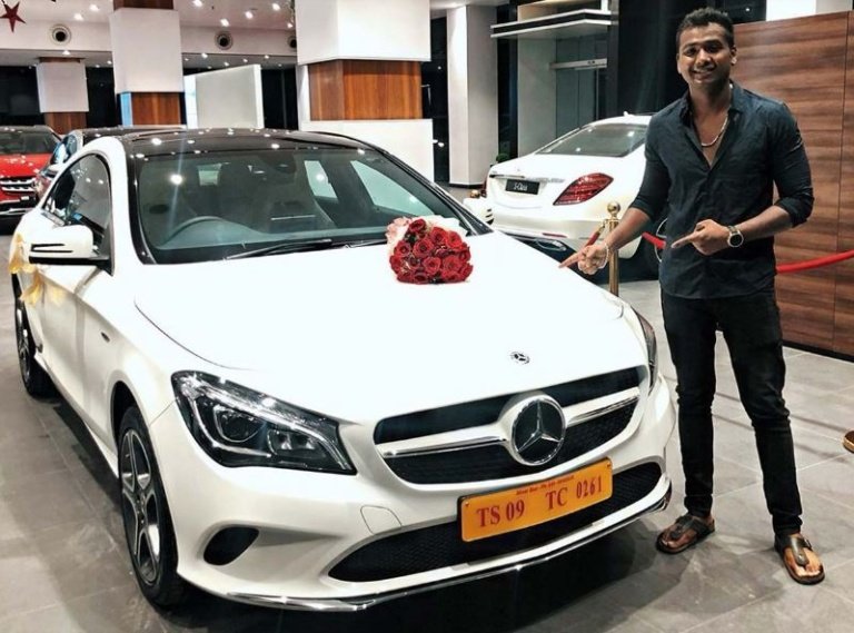 బెంజ్ కారు కొన్న రాహుల్ సిప్లిగంజ్