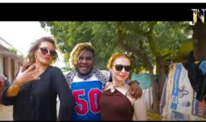 Stove Mela Kadai Song Lyrics